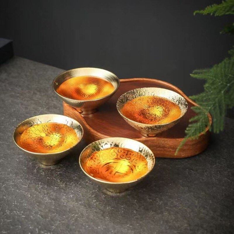 Keramikinė auksinė glazūra Kung Fu Master Cup Kūrybinis porcelianinis mažas arbatos dubuo Paprastas rankų darbo biuro arbatos puodeliai Vandens puodelis Gėrimų indai