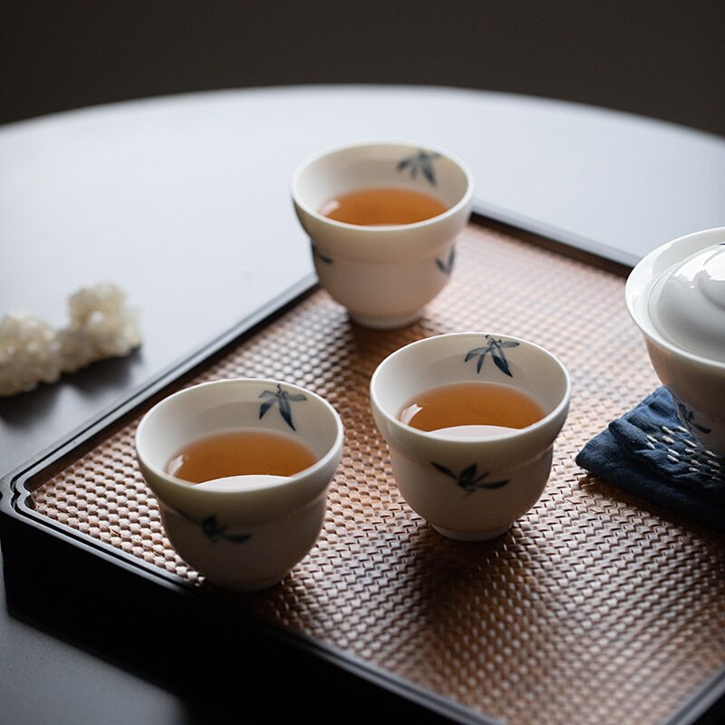 2db/szett 60ml tiszta, kézzel festett Orchidea Butterfly Art Tea csésze Háztartási kerámia kis szagú csésze Kung Fu Teaset Gourd Master Cup