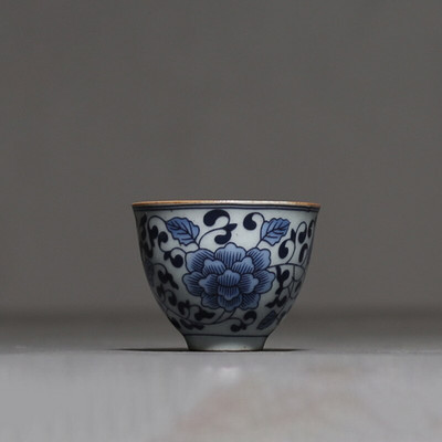 Retro kék-fehér porcelán teáscsésze Személyes meditációs csésze Boutique kerámia teástál mesterpohár Kézzel készített teáskészlet kiegészítők