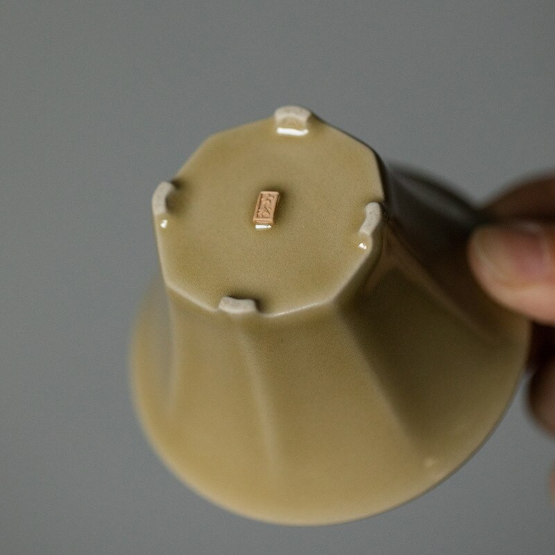 Jingdezhen Ding Ware sárga, kézzel készített teáscsésze A gazdagság minden irányból jön Kung Fu teáscsésze Tea Master Cup egytálos csésze