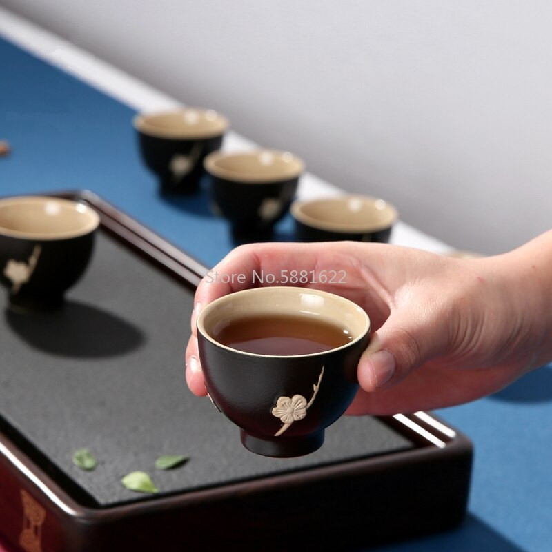 Nyers kerámia teáscsészék Kézzel készített 3D szilva mintás teáscsészék japán stílusú kung fu teáskészlet Vintage kínai edények