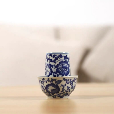Retro kék-fehér porcelán teáscsésze Kreatív kerámia kis boros csésze készlet Kínai Kung Fu vizes csésze Irodai teáskészlet Italkészlet