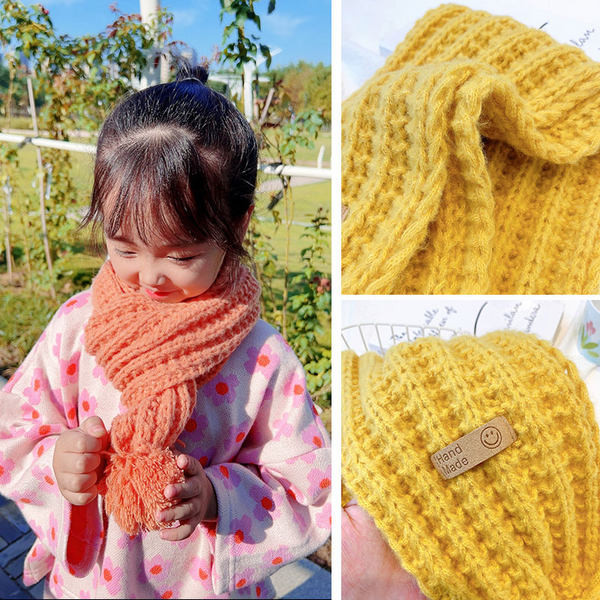 Téli sál fiúknak és lányoknak logóval