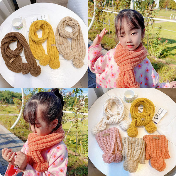 Téli sál fiúknak és lányoknak logóval