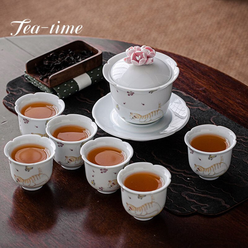 2db/tétel 60ml Creative Cute Cat Kerámia teáscsészék Italtartó csésze teáskészlet Kézműves Kung Fu csészék Ital tea kiegészítők Teáskészlet Kellékek