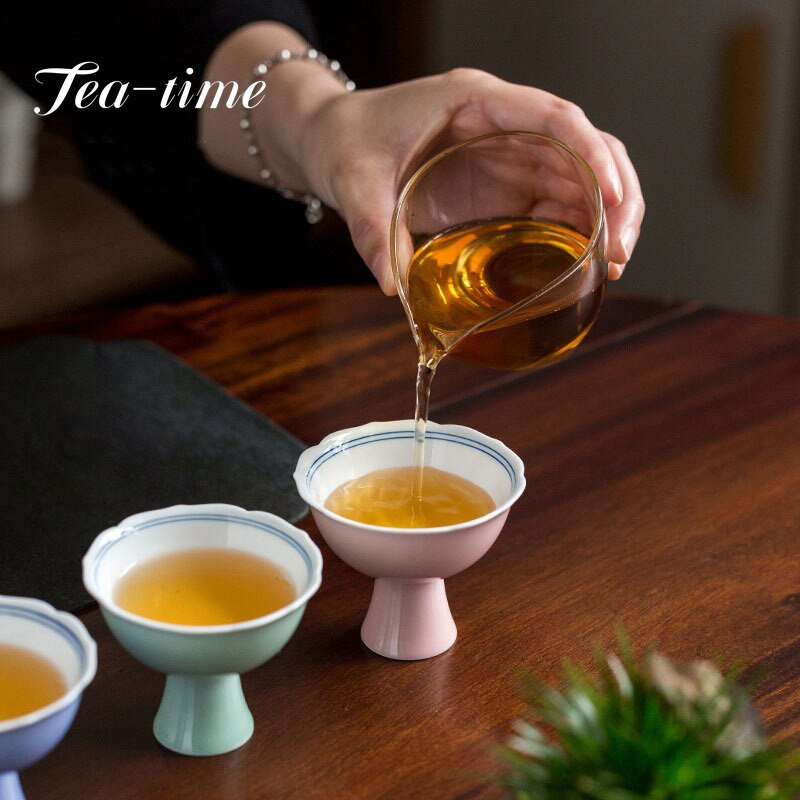 2db/szett 75 ml-es Boutique Kézzel festett, dupla vonalú kerámia magas lábfejű csésze Kung Fu Tea Single Master Cup háztartási Samll teástál