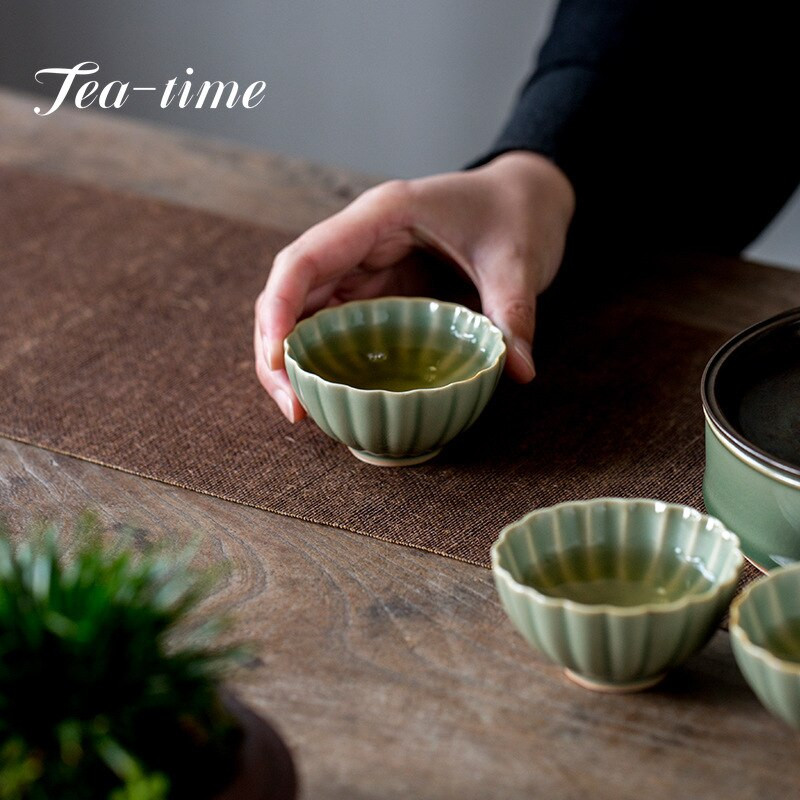 60 ml Yue Kiln Celadon Flower Mouth arbatos puodelis Buitinis mažas vienas meistras puodelis Keraminis rankų darbo Kung Fu arbatos dubenėlių rinkinys Gėrimų indai
