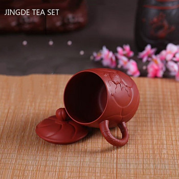 Китайски Yixing лилави глинени чаши за чай с филтър за дръжка Чаша за чай Ръчно изработени драконови шарки Главна чаша Домакински принадлежности за чай