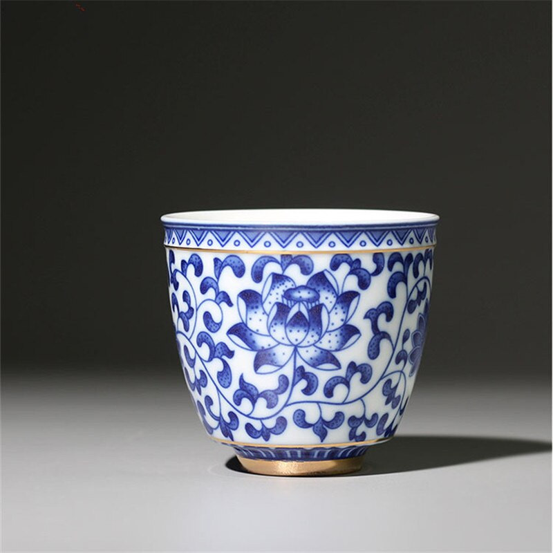 Porcelán teáscsészék Eszpresszó kávés bögre Kínai stílusú Retro Kung Fu teáscsésze Kerámia személyi csésze vízbor italokhoz