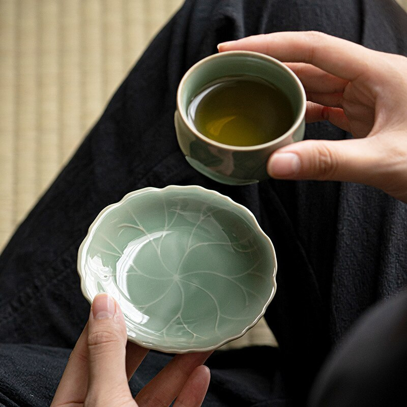 65 ml-es Retro Celadon Mintateás csésze Teafőző Kerámia mesterpohár, kézzel készített nagy domborműves lótusz teáscsésze alátéttel, Kung Fu teával