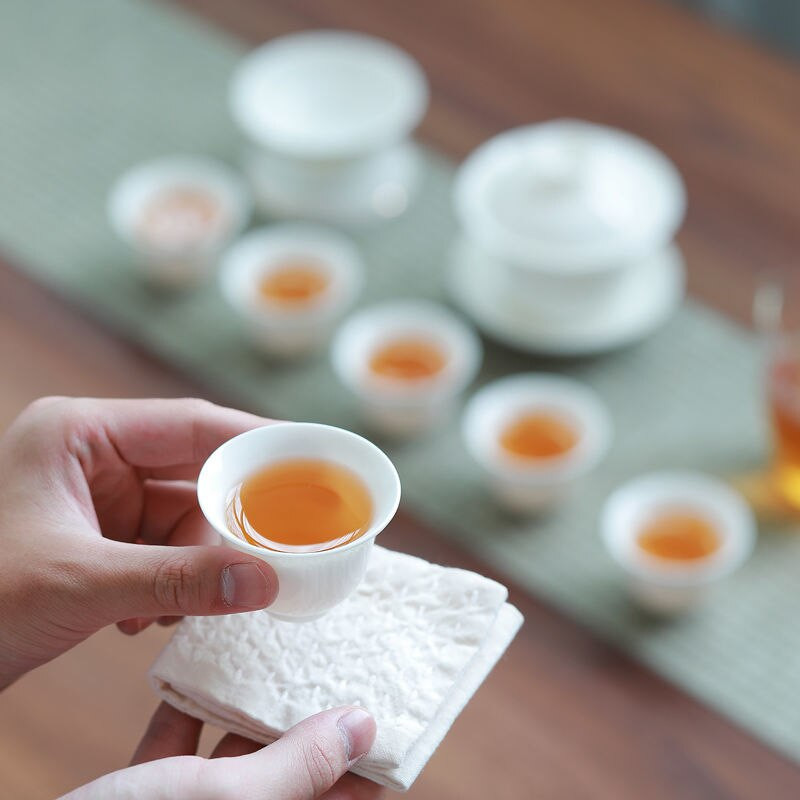 Birka zsíros jáde fehér porcelán teáscsésze Kínai kung fu teáskészlet Kerámia mesterpohár körvonala arany háztartási teáscsésze vizes csésze