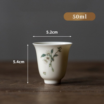 50 ml Sárgabarack Fehér máz porcelán teáscsésze Kézzel festett begónia virágos kerámia teáscsészék Vékony abroncsos tál Kung Fu teáskészlet Master Cup