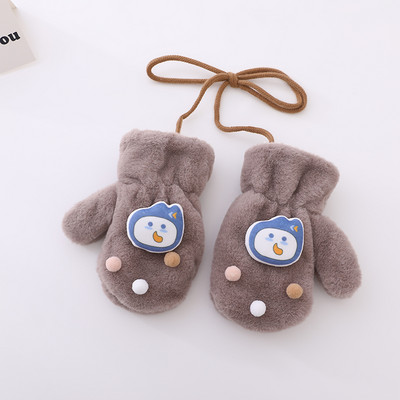 Gyerekkesztyű fiúknak és lányoknak rátéttel és fűzővel