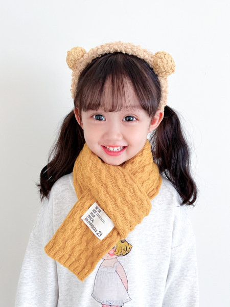 Παιδικό πλεκτό κασκόλ για κορίτσια σε διάφορα χρώματα