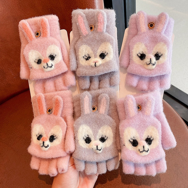 Pūstos vaikiškos pirštinės su 3D elementu