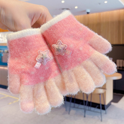 Mâneci pentru copii umflate cu element 3D