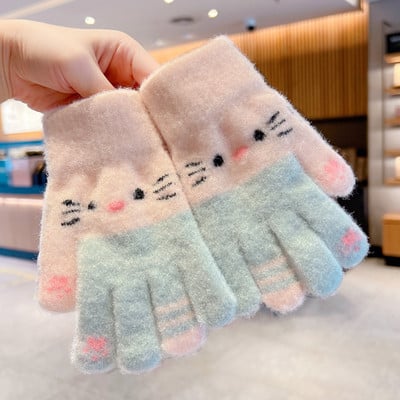 Mâneci pentru copii umflate cu element 3D