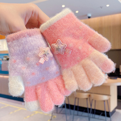 Mâneci pentru copii umflate cu element 3D