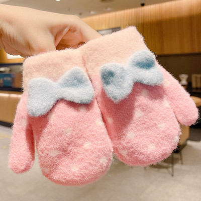 Mâneci pentru copii umflate cu element 3D