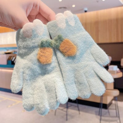 Mâneci pentru copii umflate cu element 3D