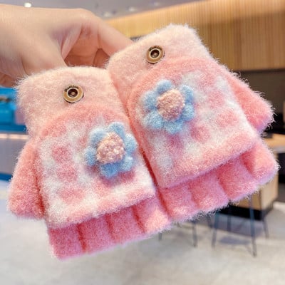 Mănuși de iarnă pentru fete cu aplicație