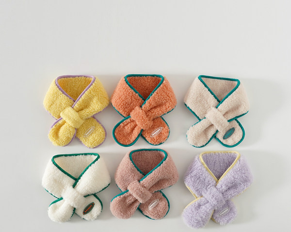 Pliusinis žieminis šalikas berniukui ir mergaitei