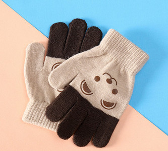 Mănuși de iarnă pentru copii în trei culori