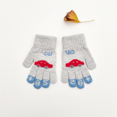 Gyermek téli kesztyű, hímzett felirattal