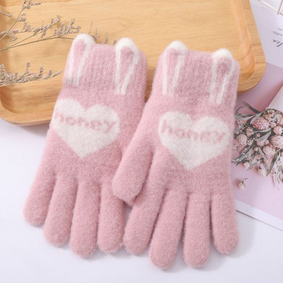 Téli gyerekkesztyűk felvitellel és felirattal