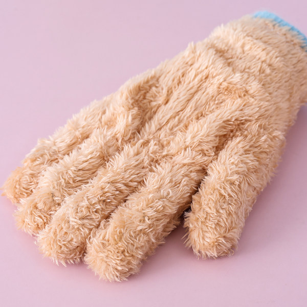 Téli gyerekkesztyűk felvitellel és felirattal