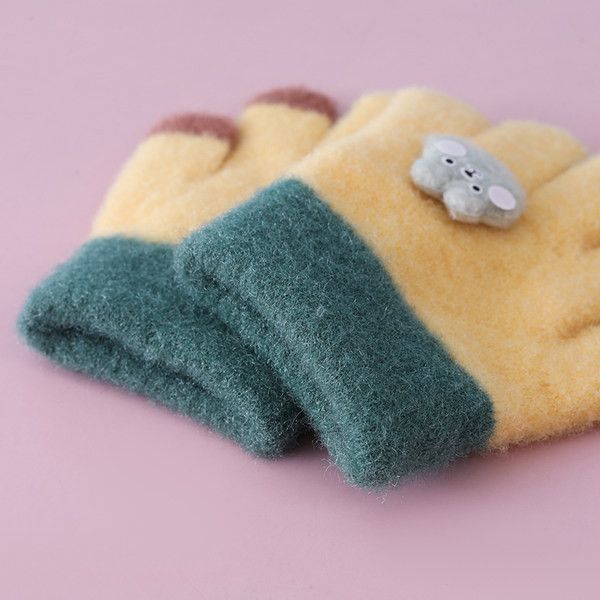 Παιδικά βελούδινα γάντια