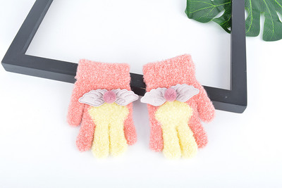 Gyermek téli kesztyű több modell rátéttel és fűzővel