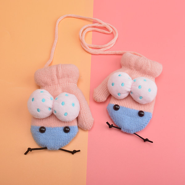 Gyermek téli kesztyű több modell rátéttel és fűzővel