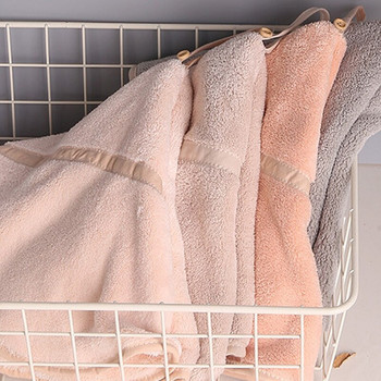 Στρογγυλό χαριτωμένο στυλ πετσέτα χεριών Μαλακό κοραλλί βελούδο σούπερ απορροφητικό μαντήλι για πετσέτες μπάνιου από πολυεστερικές ίνες με κρεμαστούς βρόχους