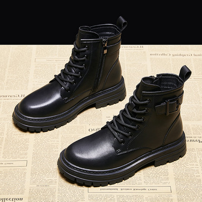 Γυναικεία μοντέρνα βρετανικά μποτάκια με κορδόνια με μεταλλική αγκράφα