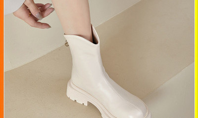 Tiszta női csizma modell