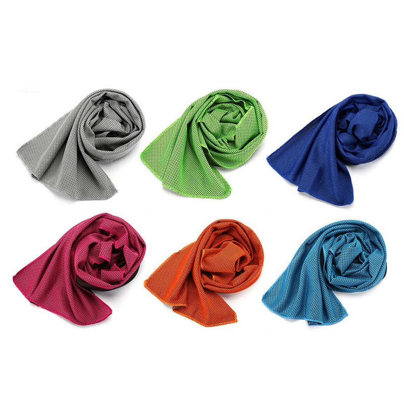 Vėsinantis ledinis sportinis rankšluostis, patvarus akimirksniu atvėsęs rankšluostis vasarinis paplūdimio rankšluostis greitai išdžiūstantis veido rankšluostis, skirtas laipiojimui joga lauke