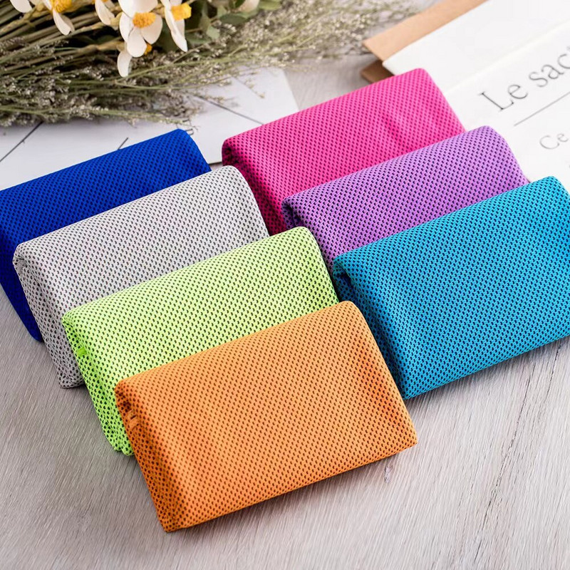 Sportinis šaltas rankšluostis Vyrams Moteriški Greitai džiūstantys rankšluosčiai Paprasti bėgimo lauke laipiojimo stovykla Futbolo skalbimo servetėlė Nauja ledo paplūdimio rankšluosčio dovana