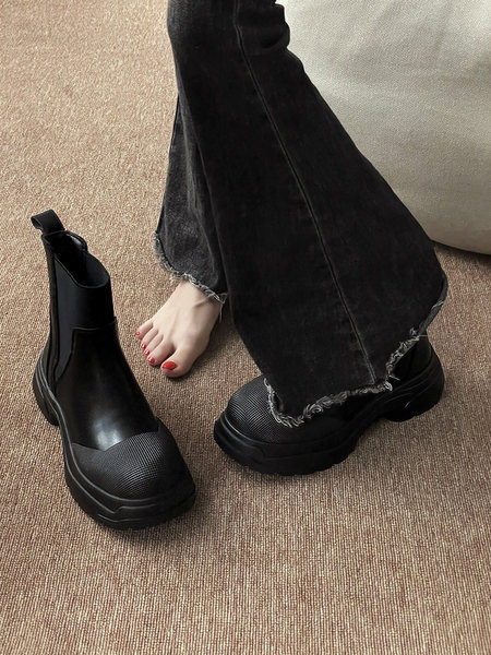 Madingi britiško stiliaus rudeniniai žieminiai batai moterims