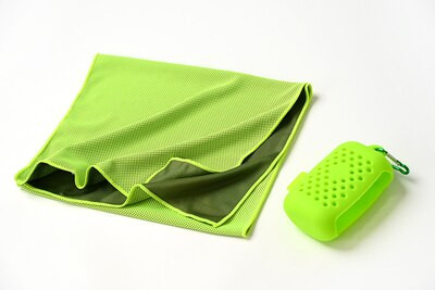 Hordozható hidegérzet hűsítő jég gyorsan száradó sporttörülköző fitneszhez és futáshoz, meghosszabbított csuklói izzasztó törölköző