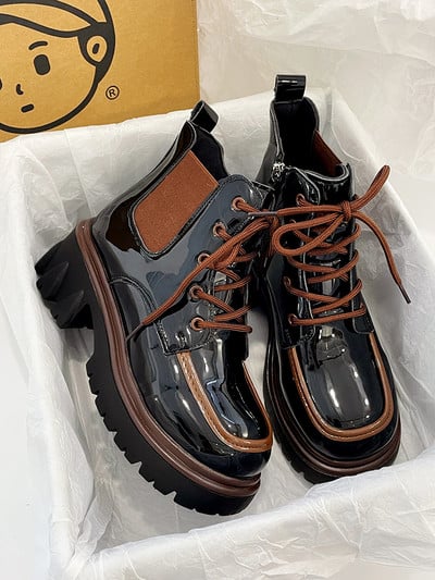 Moteriški batai iš eko odos - su raišteliais