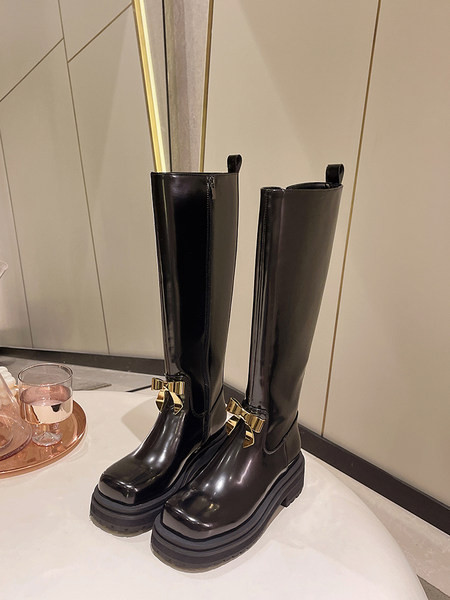 Női alkalmi csizma cipzárral és szalaggal