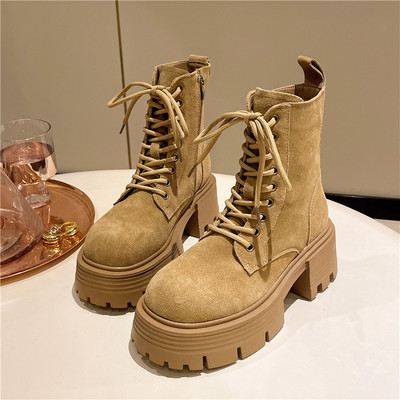 Őszi női csizma vastag sarokkal