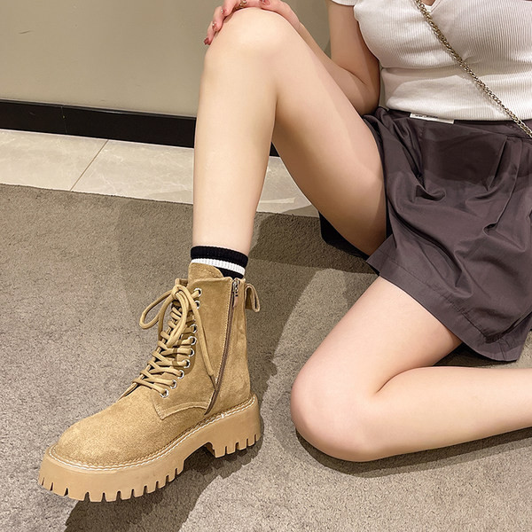 Moteriški ekologiški zomšiniai laisvalaikio batai su raišteliais ir užtrauktuku