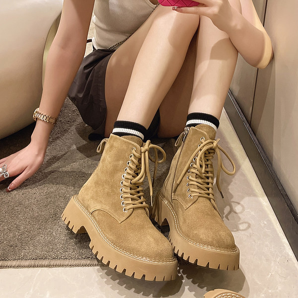 Moteriški ekologiški zomšiniai laisvalaikio batai su raišteliais ir užtrauktuku