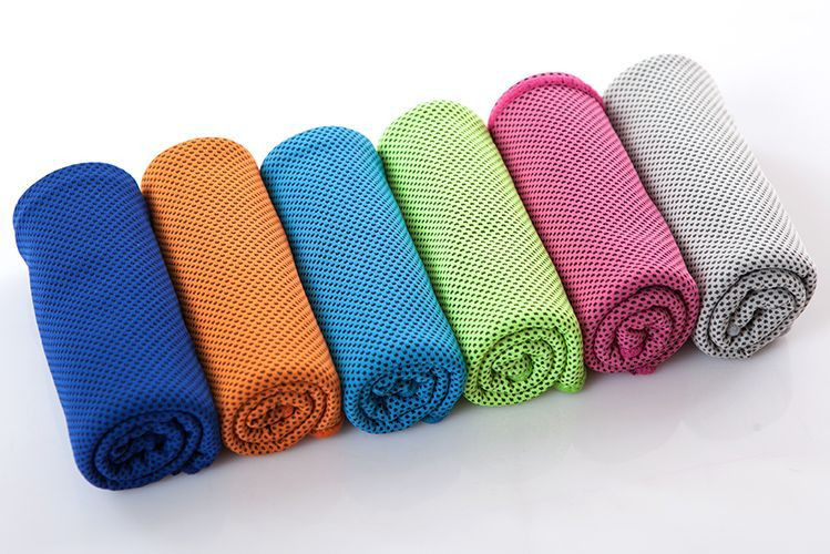 Gyorsszárítás Cool Úszás Sport Jóga Törölközők Mikroszálas Kültéri Úszó Kemping Kerékpározás Fürdő Hordozható Utazó Törölköző 30*100cm