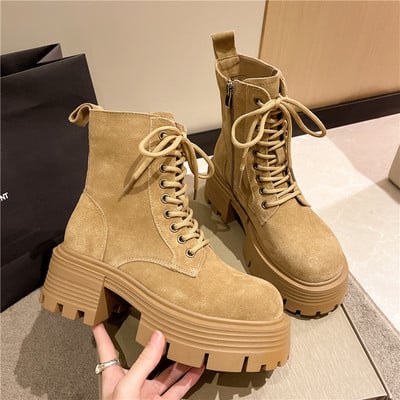 Moteriški batai iš eko zomšos – su raišteliais