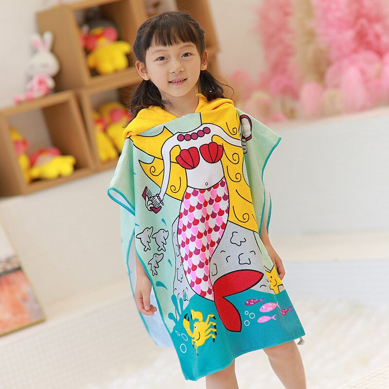Rajzfilm baba fürdőlepedő mikroszálas pamut kapucnis strandtörölköző újszülött köpeny törölközők puha poncsó gyerekek fürdőcuccok csecsemők mosogatórongy