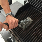 2022 Acél grillkefe grill és kaparós BBQ tisztító kefe Perfect Tools Grilltisztító kefe Ideális grilltartozékok