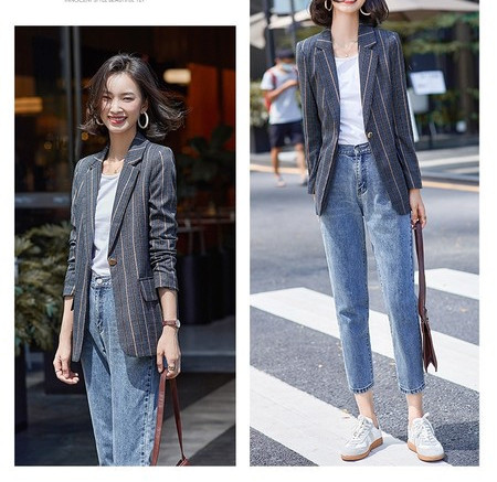 Jachetă modernă de damă în dungi, cu mâneci lungi și decolteu ascuțit